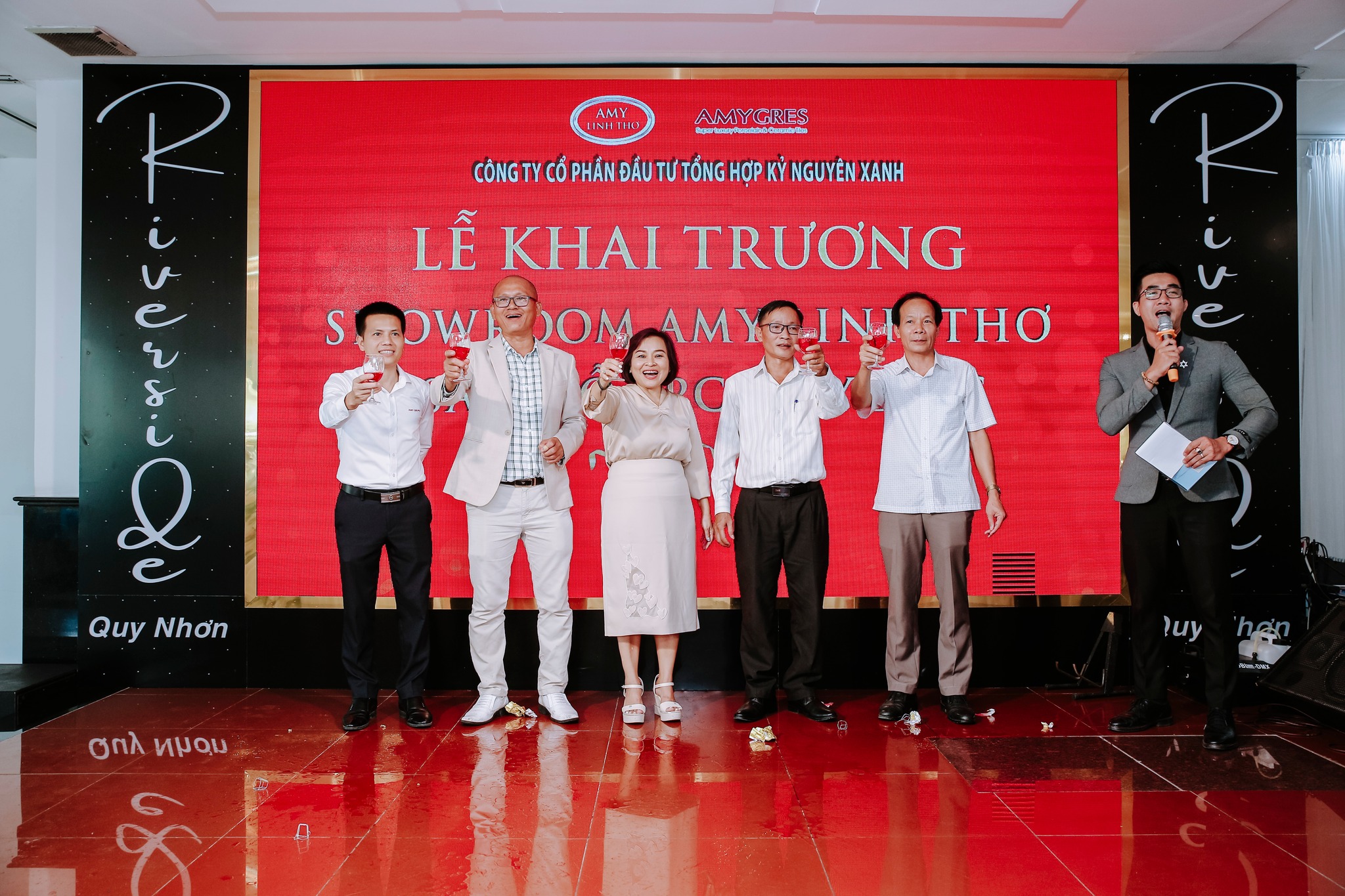 Buổi khai trường đầy náo nhiệt